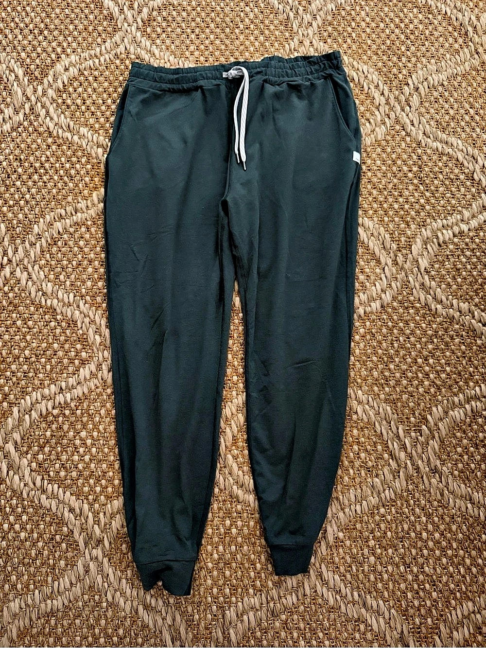 Women’s Green Vuori Performance Jogger Pants Size XL